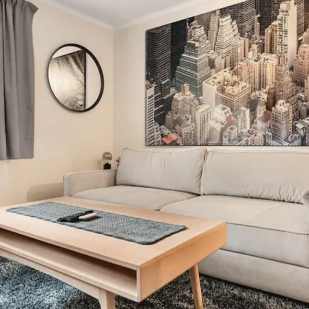 Apartment Dinbnb I Family I Fully Equipped & Parking Opportunities Bergen